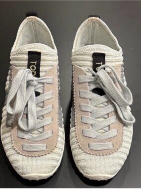 Tod's Cream Knit Sneakers with Light Gray and silver Suede Trim sz:37